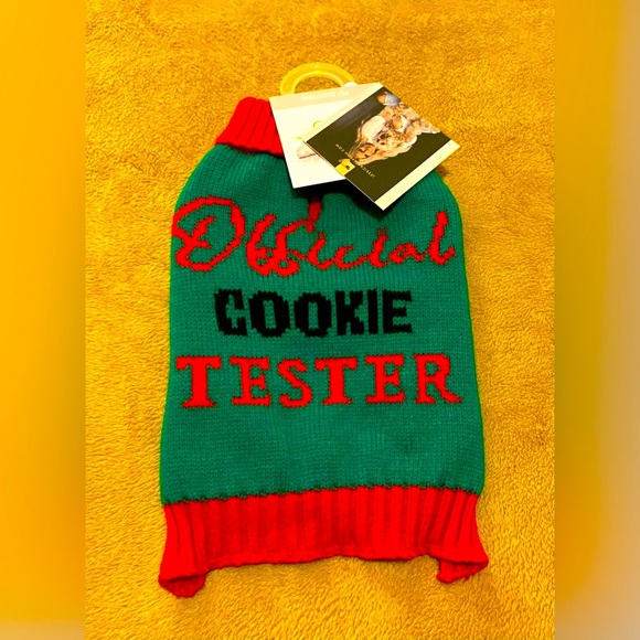 Jessica Simpson Doggie Sweater - Picture 1 of 2